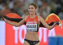 Bronzemedaillengewinnerin Gesa&nbsp;Felicitas&nbsp;Krause auf ihrer&nbsp;Ehrenrunde