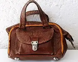 Puppenhandtasche (Täschner–Gesellenstück aus den 1950er Jahren)