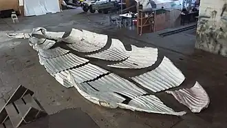 Formteile vom Strand nebeneinander ausgelegt