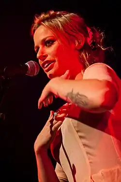 Gin Wigmore 2010