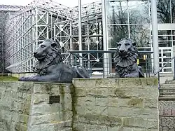 Die Liegenden Löwen