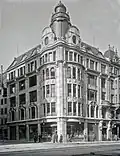 Gloecks Haus, 1925