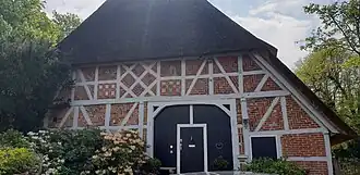 Fachwerkscheune mit Bauerntanz von 1786