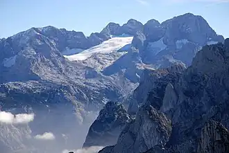 Blick zum Großen Gosaugletscher (links) mit Hohem Dachstein (2995 m), Mitterspitz und Torstein 2010