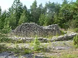 Restaurierte Kraterröse von Kauparve