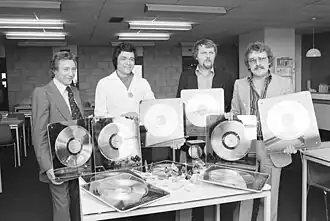 Unbekante Person, Jack de Nijs, Cees den Daas und André Moss