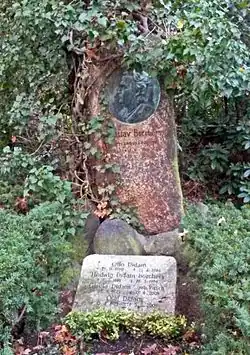 Grabmal Gustav Borchers, 1913