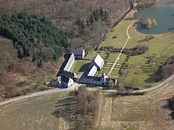 Luftbild: Erhaltene Teile des Klosters