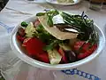 Griechischer Salat mit „Glystrida“ und „Kritamo“ (Meerfenchel)