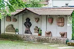 Lapidarium im Außenbereich