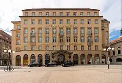 2012: Restaurierung des Handelshofs und Umnutzung zum Hotel