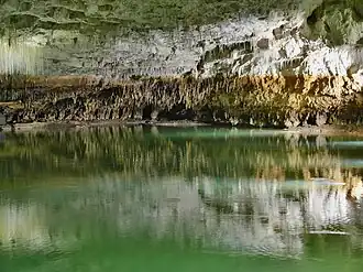 Großer See in der Höhle von Choranche