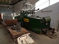 Grubentransportmittel