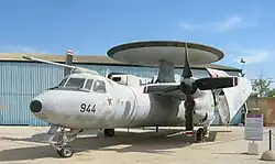 Eine E-2C Hawkeye im IAF-Museum 2007 beim Militärflugplatz Chazerim