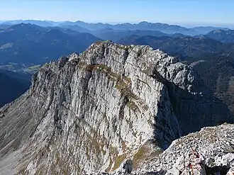 Westgipfel vom Hauptgipfel gesehen