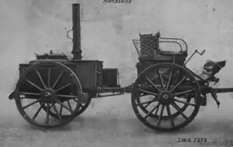 Kleine Feldküche (Hf. 12) mit Vorder- und Hinterwagen.