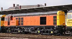 20 311 in den Hausfarben der Harry Needle Railroad Company