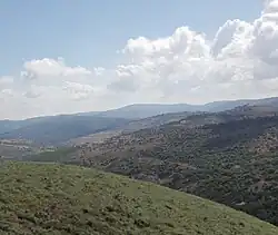 Hügel südlich von Haddatha