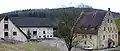 Teilansicht des Gebäudeensembles, von der B 316 aus gesehen