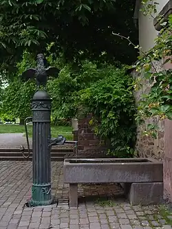 Basler-Tor-Brunnen am Alten Friedhof Durlach