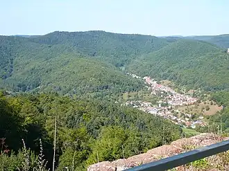 Blick von der Burg Neuscharfeneck zum Harzofenberg