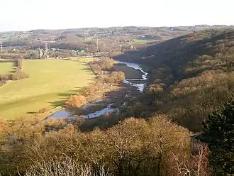 Blick in das Ruhrtal von der Burg Blankenstein