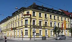 Ehemals Postamt und Hotel