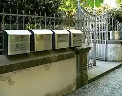 Briefkästen von Stiftungen am Haus der Braunschweigischen Stiftungen