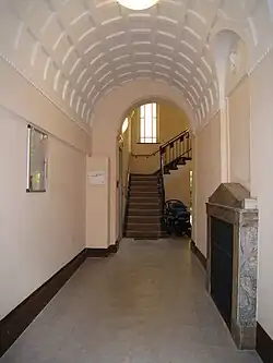 Hausflur in einem Berliner Mietshaus