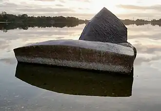 Adolf Ryszka: „Ohne&nbsp;Titel“;&nbsp;Granit