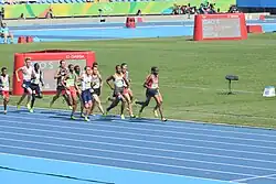 Hamish Carson (hier an viertletzter Position eines 1500-m-Laufs bei Olympia 2016) – ausgeschieden als Zwölfter des zweiten&nbsp;Vorlaufs