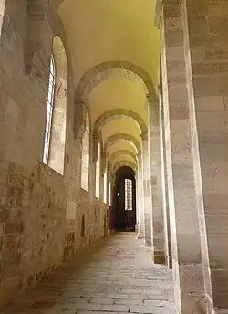 Stiftskirche linkes Seitenschiff