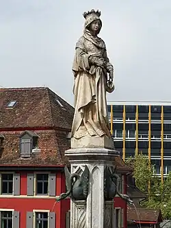 Heinrich Rudolf Meili (1827–1882) Bildhauer, Standbild der heiligen Elisabeth, Elisabeth von Thüringen, (1861–63), Klosterberg-Elisabethenstrasse, Basel. 47° 33′ 9.47″ N, 7° 35′ 28.47″ E