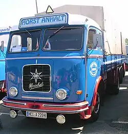 Henschel HS 165 Frontlenker (mit nicht-serienmäßiger Kässbohrer-Kabine)