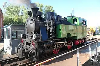 Dampflokomotive Henschel Typ KDL 10 für Museumseinsatz auf der Bahnlinie
