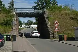 Brücke über Gottlieb-Braun-Straße in Althengstett vor Neubau