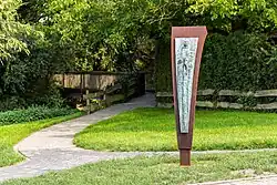 Skulptur „Frauenschemm“ von Uta Krüger-Naumann an der Frauenschemmbrücke