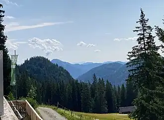 Hinterer Sattelkopf (links der Bildmitte) von Westen