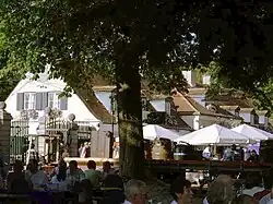 Biergarten im Hirschgarten