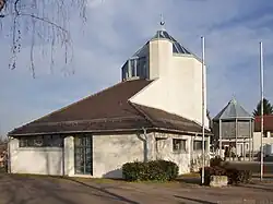 Heilig-Kreuz-Kirche (1991), Heilbronn-Böckingen (Kreuzgrund-Siedlung)