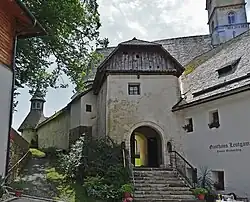 Wehrkirche und Gasthaus Leutgam