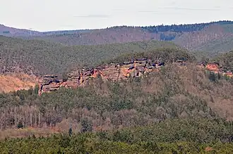 Hochstein mit östlichem und westlichen Massiv