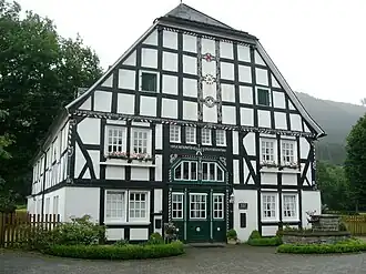 Hofanlage Jenseite 10