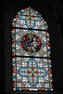 Fenster mit dem hl. Josef mit Jesuskind