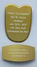 Gedenktafel am „Hollbau“
