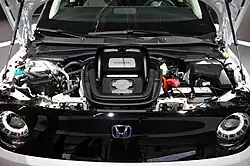 Blick unter die Fronthaube