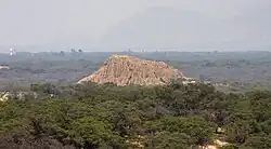 Zeremonielle Zentren und Wälder im Flusstal des Río La Leche