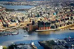 Hamburg bei einem Hubschrauberflug