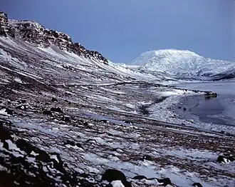 Þyrill li., Hvalfell in d. Mitte