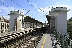… Bahnsteigen